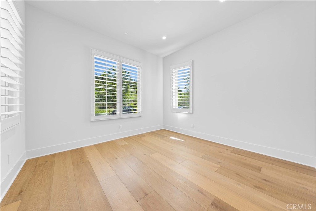 Revallo - Residential Lease