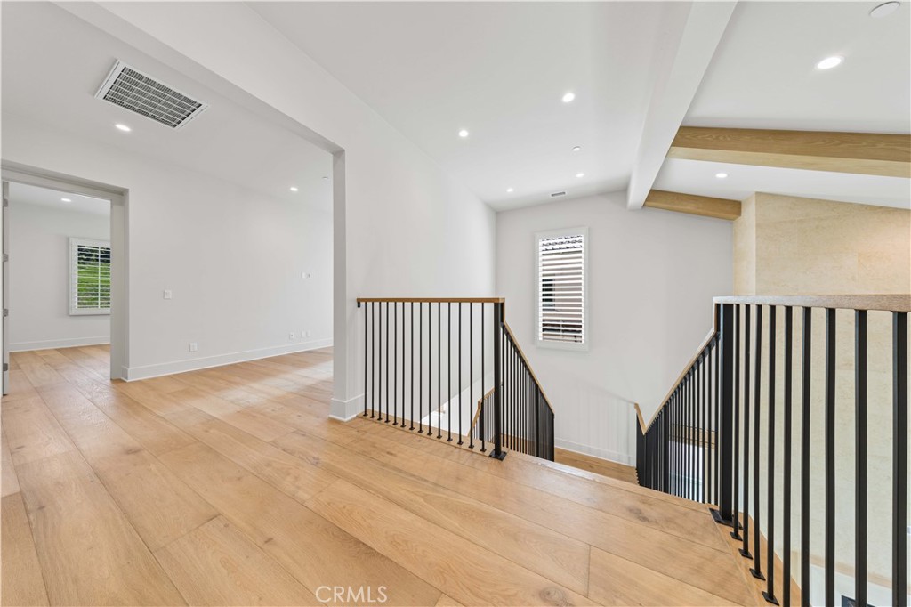 Revallo - Residential Lease