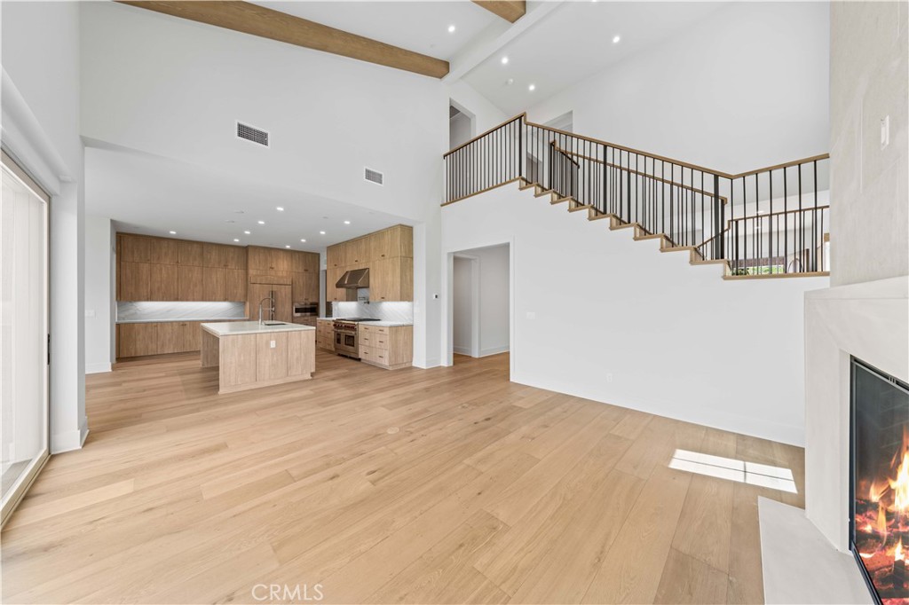 Revallo - Residential Lease