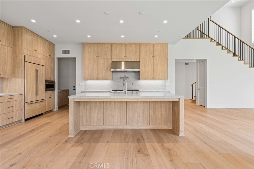 Revallo - Residential Lease