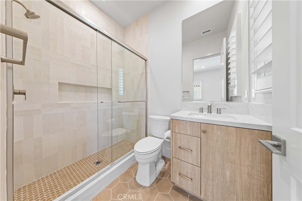 Revallo - Residential Lease