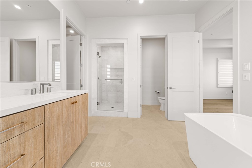 Revallo - Residential Lease