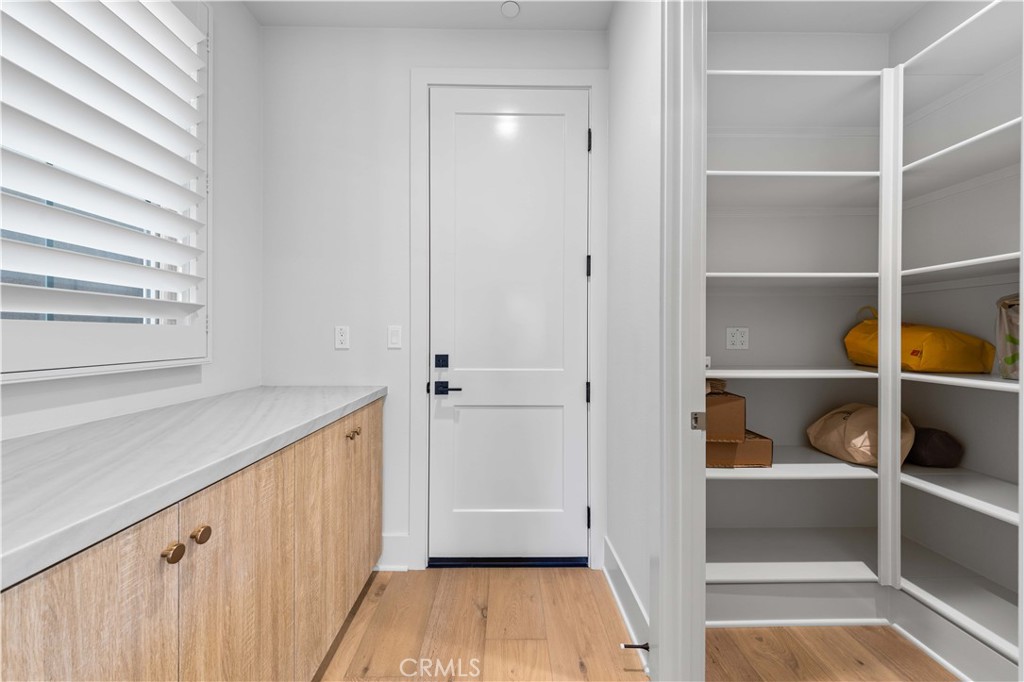 Revallo - Residential Lease