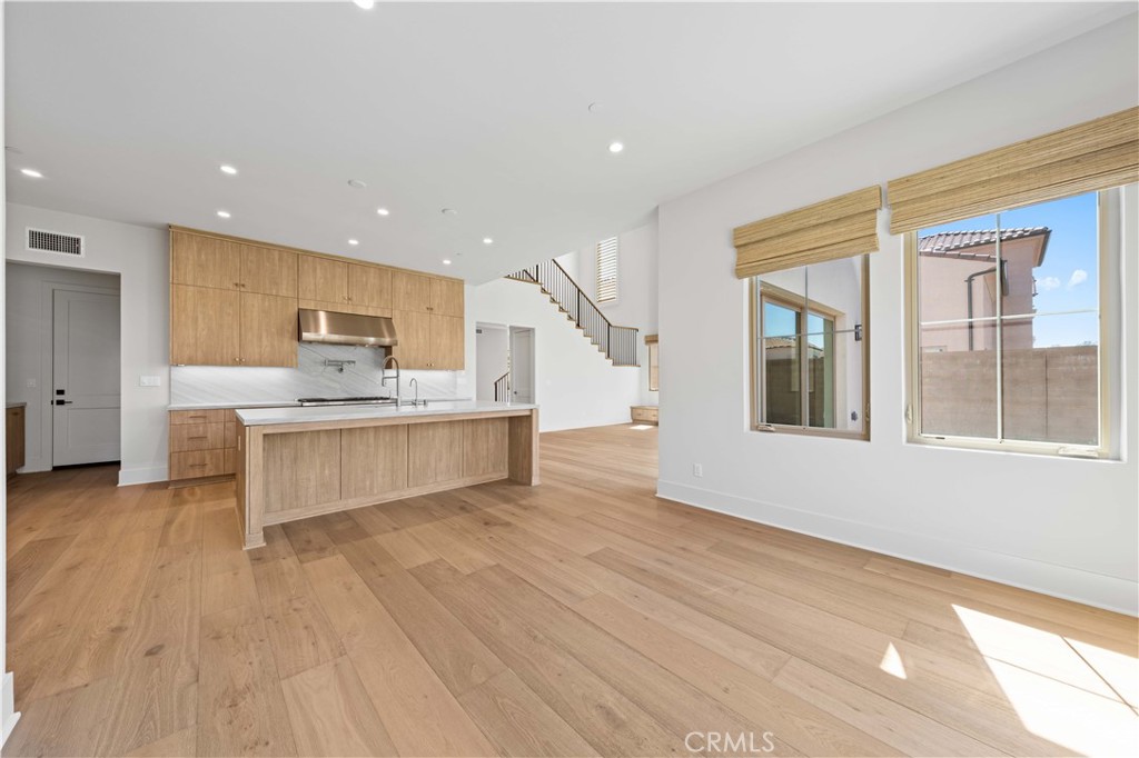 Revallo - Residential Lease