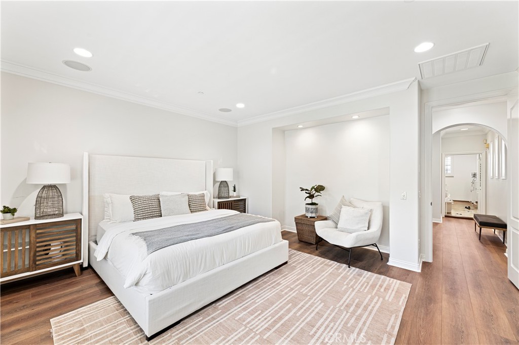 Fiore (FIOR) - Residential