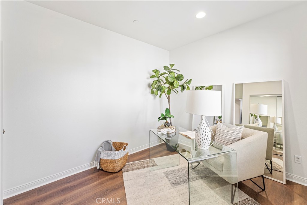 Fiore (FIOR) - Residential