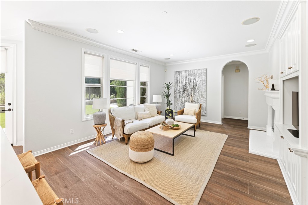 Fiore (FIOR) - Residential