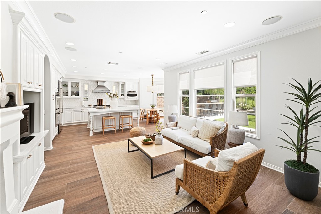 Fiore (FIOR) - Residential