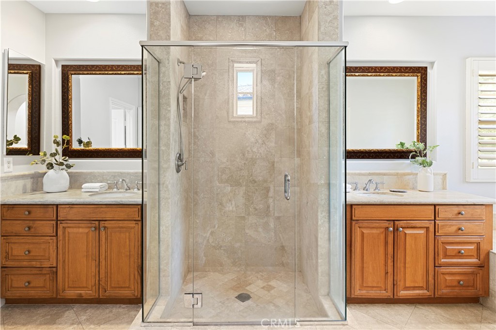 Fiore (FIOR) - Residential