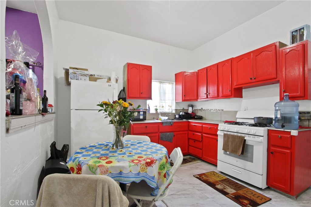 213 N Figueroa Street