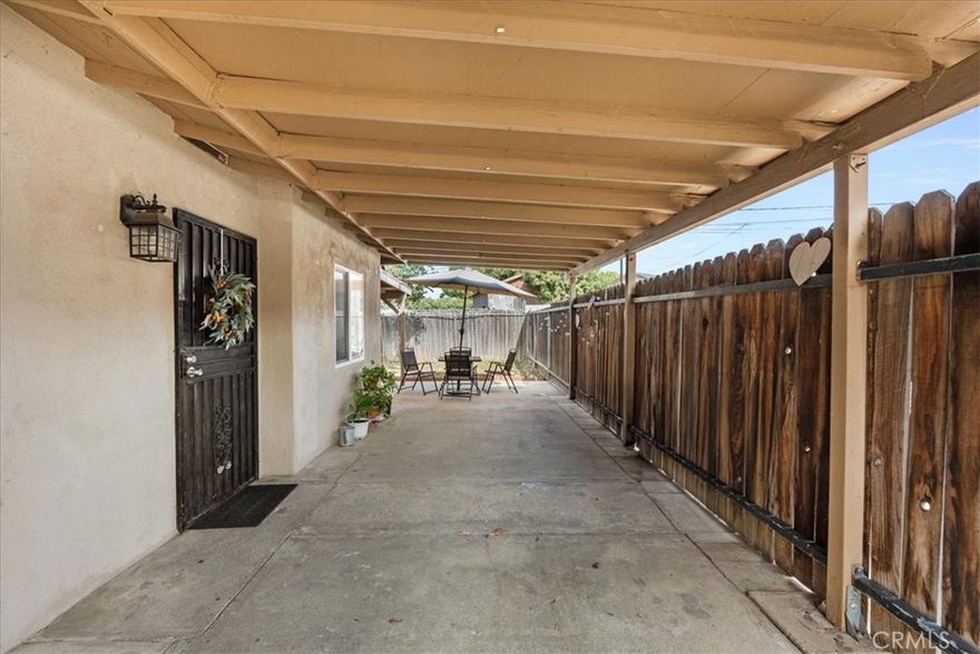 Welcome to this beautifully refreshed 2-bedroom, 1-bath rental located in a quiet Pomona community. This well-maintained duplex unit offers just over 900 sq. ft. of comfortable living space and has been freshly updated with new flooring and interior paint throughout. Both bedrooms feature walk-in closets, offering generous storage and functionality. Enjoy the added convenience of a private two-car garage, along with a gated front porch and enclosed backyard, providing privacy and outdoor space rarely found in rental properties. Ideally situated near major freeways including the 10, 57, and 71, this home offers easy access to surrounding cities and a short commute to Los Angeles. The neighborhood is peaceful and well-kept, perfect for those seeking comfort and accessibility.

Rent includes water, trash service, and gardening. Available for move-in February 1, 2026 or sooner. Rentspree application required.