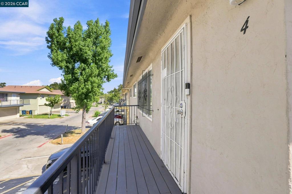 2118 Peppertree Way 4