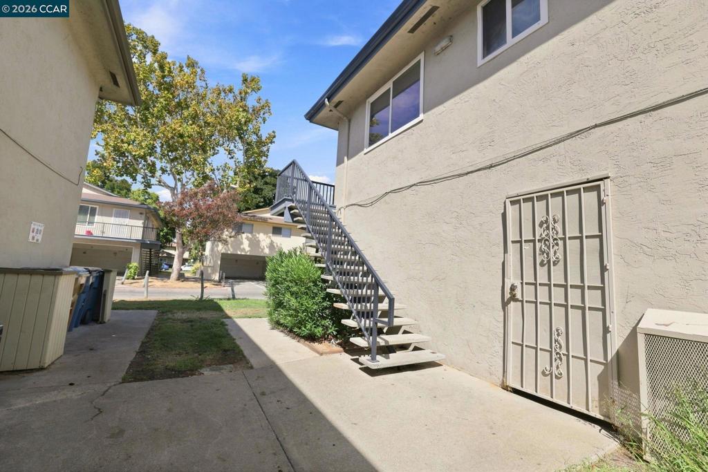 2118 Peppertree Way 4