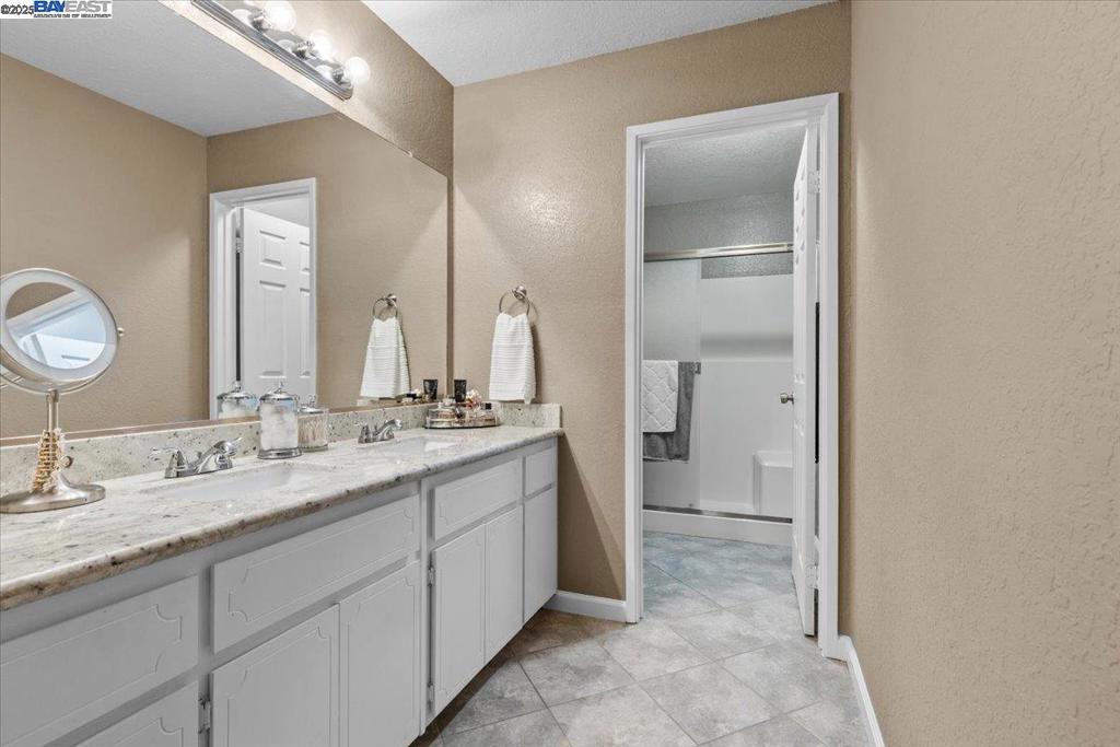 DOWNTOWN - Residential