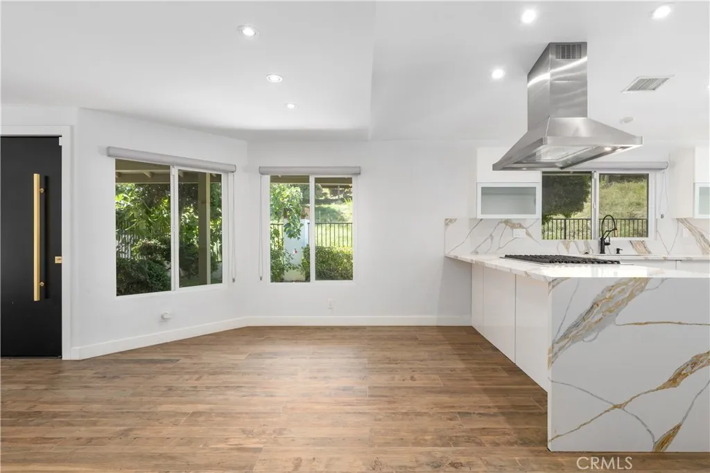 Anaheim, California 92807, United States, 3 Bedrooms Bedrooms, ,3 BathroomsBathrooms,Residential,Active,182049