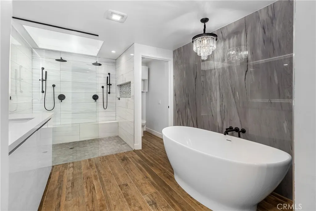 Anaheim, California 92807, United States, 3 Bedrooms Bedrooms, ,3 BathroomsBathrooms,Residential,Active,182049