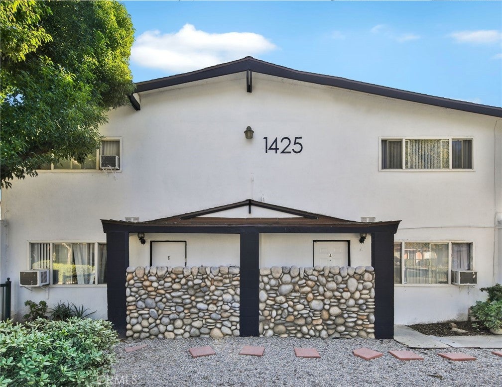 1425 W Stoneridge Court