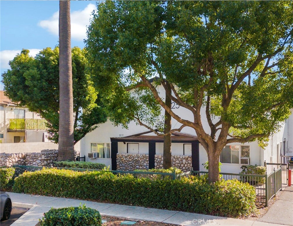 1425 W Stoneridge Court