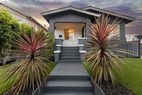 Photo of 3435 Dimond Ave Ave, Oakland, CA 94602 (MLS # 41134126)