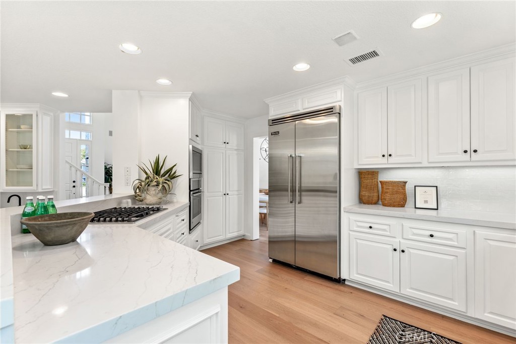1827 Port Westbourne Place, Newport Beach CA 92660 - Photo 10