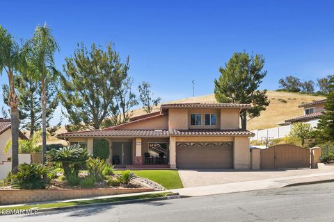 Photo of 5625 Maricopa Drive, Simi Valley, CA 93063 (MLS # 226001610)