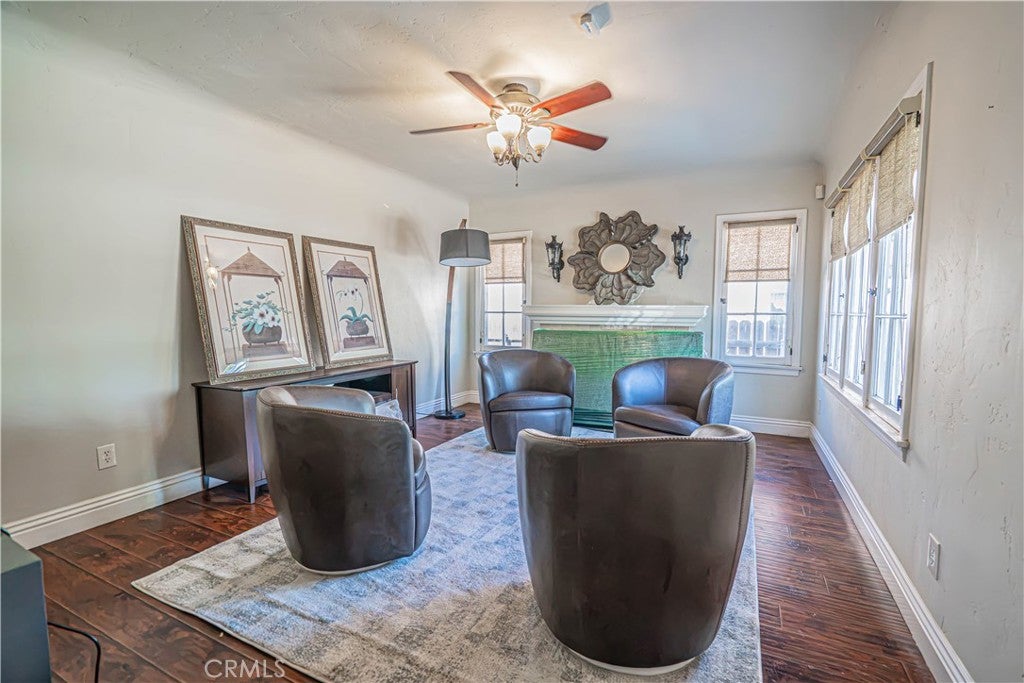 4578 Merrill