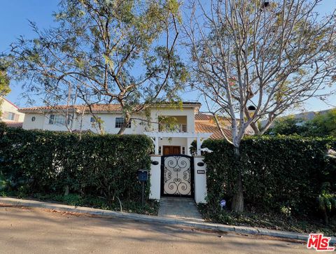 Photo of 3128 Club Drive, Los Angeles, CA 90064 (MLS # 26665201)