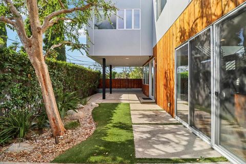 1814 Penmar Avenue Venice CA 90291