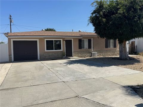 Photo of 926 Griffith Way, Hemet, CA 92543 (MLS # SW26049484)