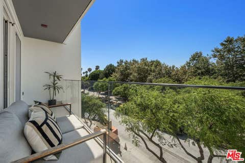 Tiny photo for 1705 Ocean Avenue #312, Santa Monica, CA 90401 (MLS # 26836149)