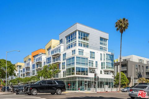 Tiny photo for 1705 Ocean Avenue #312, Santa Monica, CA 90401 (MLS # 26836149)