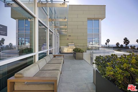 Tiny photo for 1705 Ocean Avenue #312, Santa Monica, CA 90401 (MLS # 26836149)