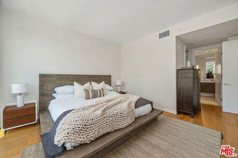 Tiny photo for 1705 Ocean Avenue #312, Santa Monica, CA 90401 (MLS # 26836149)