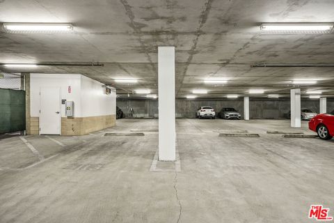 Tiny photo for 1705 Ocean Avenue #312, Santa Monica, CA 90401 (MLS # 26836149)