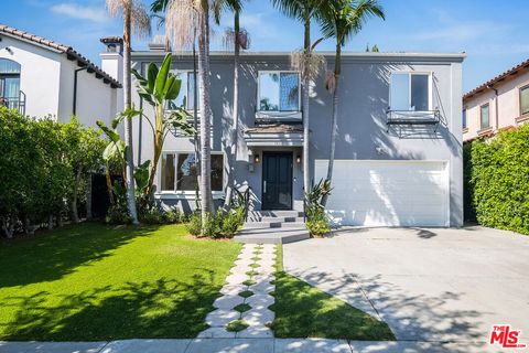 Photo of 161 N Hamel Drive, Beverly Hills, CA 90211 (MLS # 26723563)