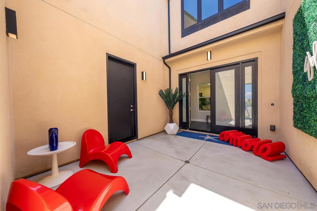 13722 Canyon Loop Trl