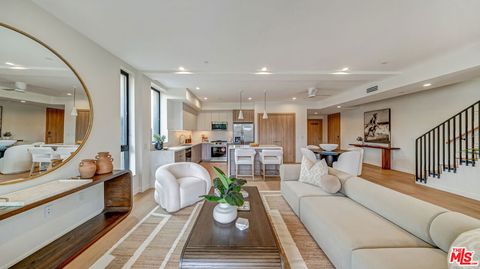 Photo of 1257 N Detroit Street #302, West Hollywood, CA 90046 (MLS # 26840859)