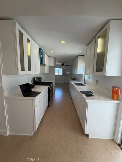 MLS: IV26214521