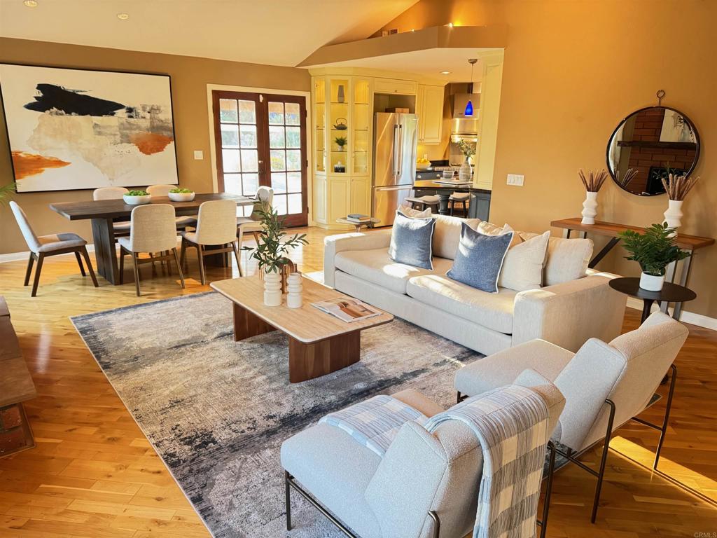 1050 Vista Sierra Drive