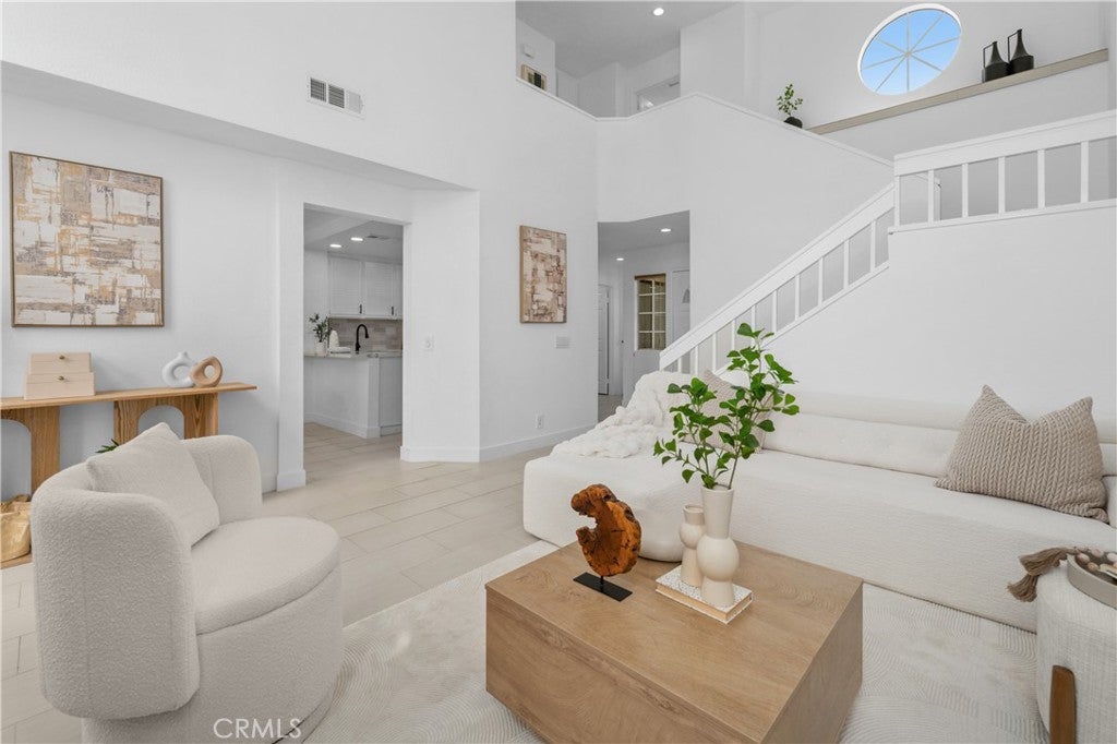 Properties 4 3 Via Palma