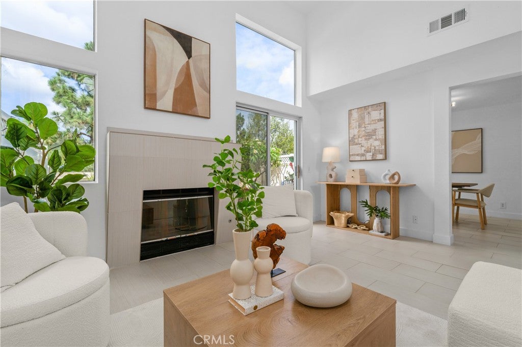 Properties 3 3 Via Palma