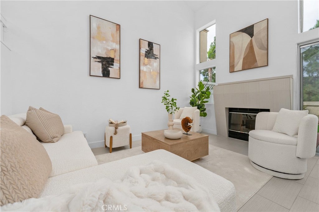 Properties 2 3 Via Palma