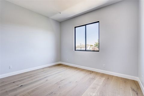 Tiny photo for 3310 Blossom Lane, Redondo Beach, CA 90278 (MLS # SB25215408)