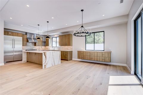 Tiny photo for 3310 Blossom Lane, Redondo Beach, CA 90278 (MLS # SB25215408)