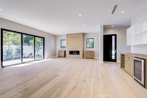 Tiny photo for 3310 Blossom Lane, Redondo Beach, CA 90278 (MLS # SB25215408)