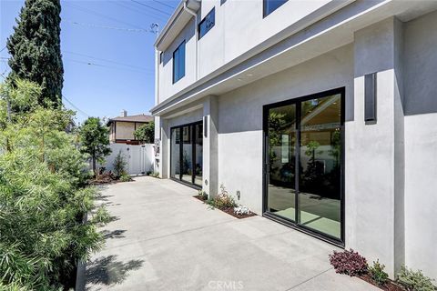 Tiny photo for 3310 Blossom Lane, Redondo Beach, CA 90278 (MLS # SB25215408)