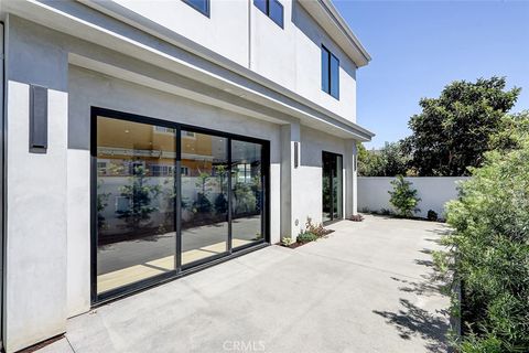 Tiny photo for 3310 Blossom Lane, Redondo Beach, CA 90278 (MLS # SB25215408)