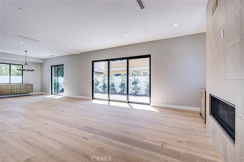 Tiny photo for 3310 Blossom Lane, Redondo Beach, CA 90278 (MLS # SB25215408)