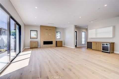 Tiny photo for 3310 Blossom Lane, Redondo Beach, CA 90278 (MLS # SB25215408)