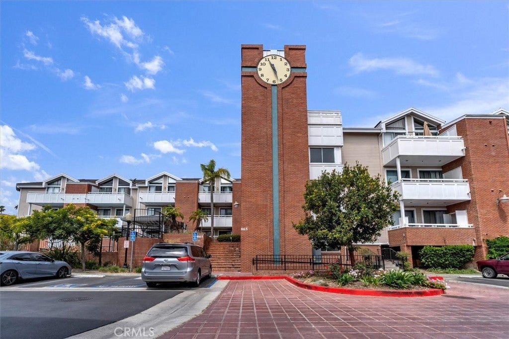 865 S B Street G1